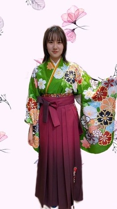 【袴レンタル】大柄桜デザインで華やかに迎える卒業式のイメージ