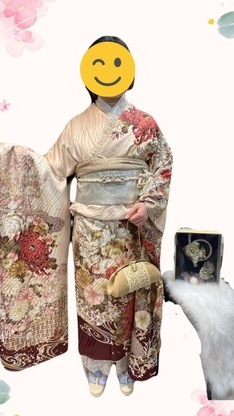 姫路市の成人式は、森七菜ブランドの振袖のイメージ