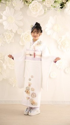 姫路市の七五三は、ラフィネココブランドのお着物のイメージ