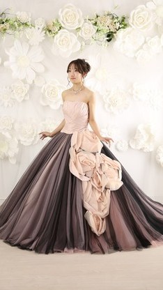 姫路市の成人式は、九重×中村里砂ブランドの振袖のイメージ