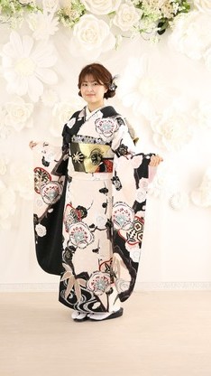 姫路市の成人式は、N-old＆Newブランドの成人振袖のイメージ