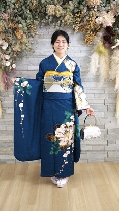 姫路市の成人式は、Vサンク×aoiブランドの振袖のイメージ