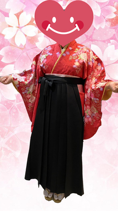 姫路市の卒業式は、赤地の卒業袴のイメージ