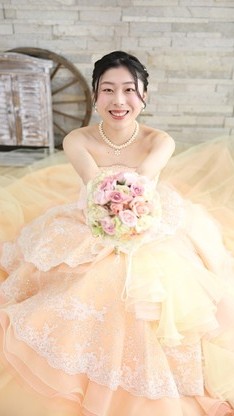 姫路市の成人式は、今田美桜ブランドの振袖　ドレスのイメージ