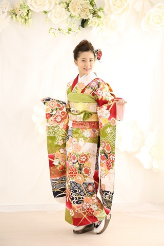 振袖-414 受賞柄 金彩刺繍絞り 京友禅 | 姫路の成人式振袖 袴
