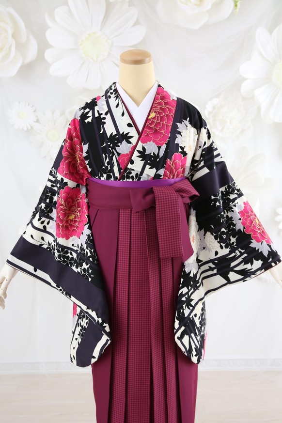 【卒業式袴】卒業式袴用着物-318　袴-207 セシルマクビー