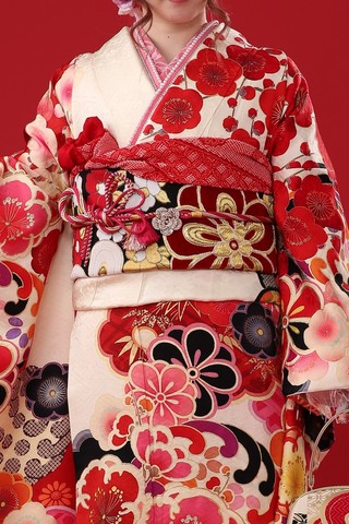 J142☆送料込み❣️ 振袖 着物 4枚 まとめ売り❣️ J142☆送料込み❣️ 振袖 着物 4枚 まとめ売り❣️ 楽天市場