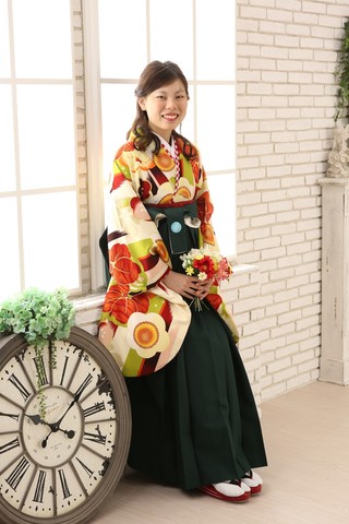 Japanstyle 中村里砂ブランド卒業式袴レンタル Japanstyle 中村里砂ブランド卒業式袴用着物 395 袴 256 姫路の振袖 袴 ドレス レンタルは山陽百貨店4f貸衣装マリリンハウス