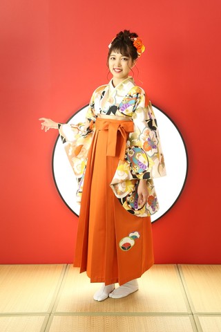 ラフィネモカブランド卒業式袴レンタル ラフィネモカブランド卒業式袴用着物 424 袴 276 姫路の振袖 袴 ドレス レンタルは山陽百貨店4f貸衣装マリリンハウス