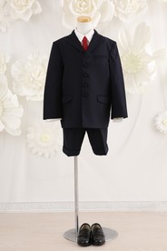 【結婚式パーティーお呼ばれ男の子フォーマル・男の子レンタル】日本製 9歳用 男の子スーツ　J9-9（130㎝）ブランド【サンリオダニエル】