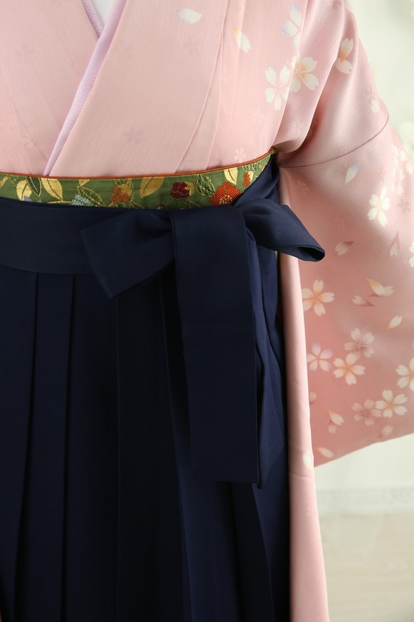 【卒業式袴】卒業式袴用着物-143 /袴-紺