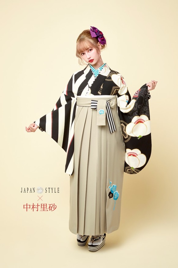 【JAPAN STYLE×中村里砂ブランド卒業式袴レンタル】JAPAN STYLE×中村里砂ブランド卒業式袴用着物-432/卒業式袴-290  