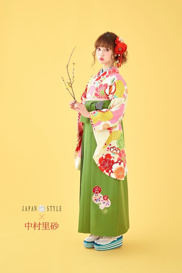 【JAPANSTYLE×中村里砂ブランド卒業式袴レンタル】JAPANSTYLE×中村里砂ブランド卒業式袴用着物-383/袴-247