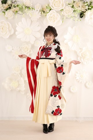 玉城ティナ×紅一点 ブランド卒業式袴レンタル】玉城ティナ×紅一点