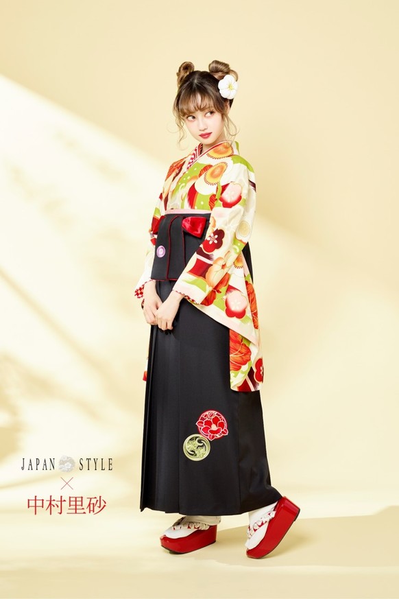 【JAPANSTYLE×中村里砂ブランド卒業式袴レンタル】JAPANSTYLE×中村里砂ブランド卒業式袴用着物-395/袴-255