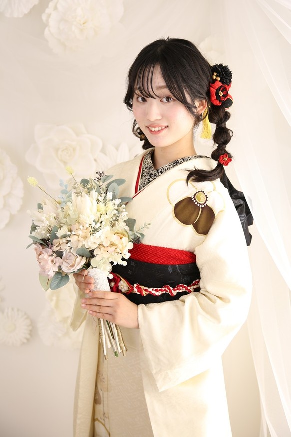 【振袖レンタル　成人式振袖　着物】振袖-520　【九重×中村里砂】