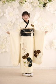 【振袖レンタル　成人式振袖　着物】振袖-551　【今田美桜】