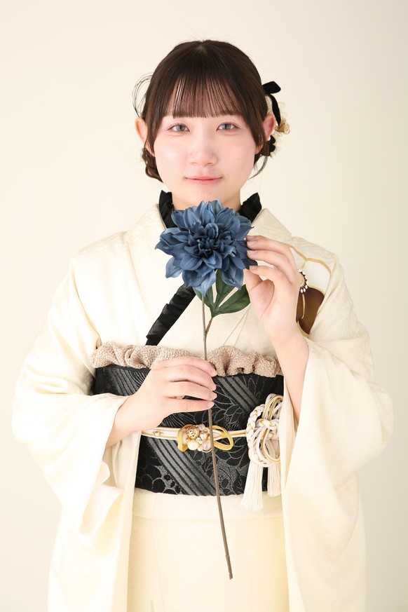 【振袖レンタル　成人式振袖　着物】振袖-551　【今田美桜】